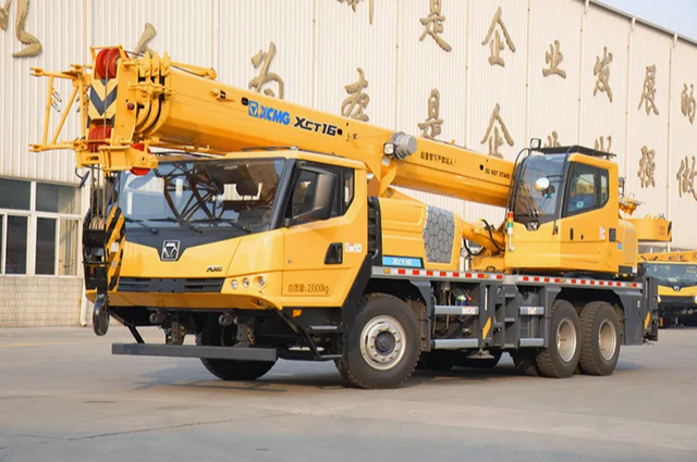 16T XCT16 Lifting Boom Mobile Truck Crane