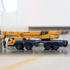 80 Ton Hydraulic Telescopic Boom Truck Crane Xct80L5 