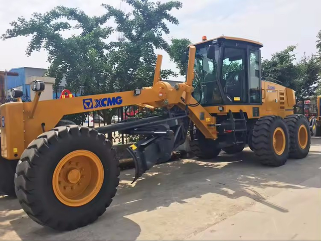 Gr180 180HP Hydraulic Mini Motor Grader with Ripper Blade 