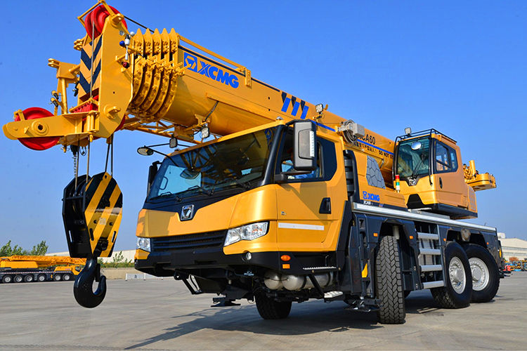 60Ton XCA60 All Terrain Truck Crane for Sale