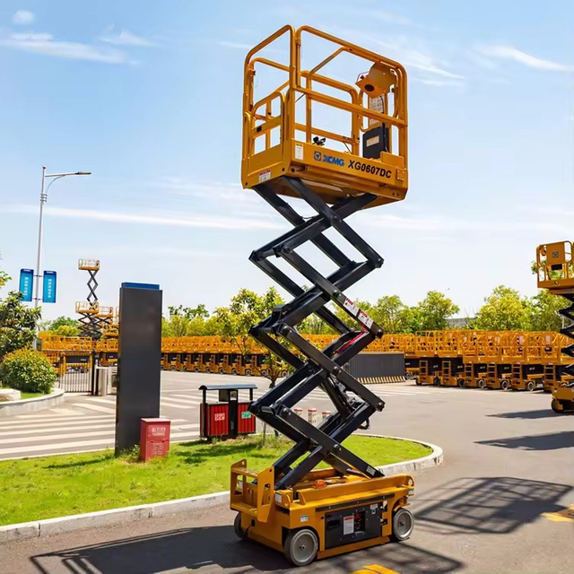  6m Small Mobile Scissor Lift Platform XG0607DC Price