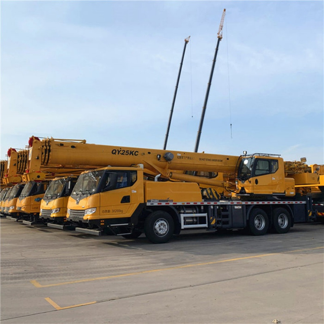 QY25KC 25 Ton Hydraulic Truck Crane 35m 4‑Section Telescopic Boom Truck‑Mounted Mobile Crane For Construction Site Operation
