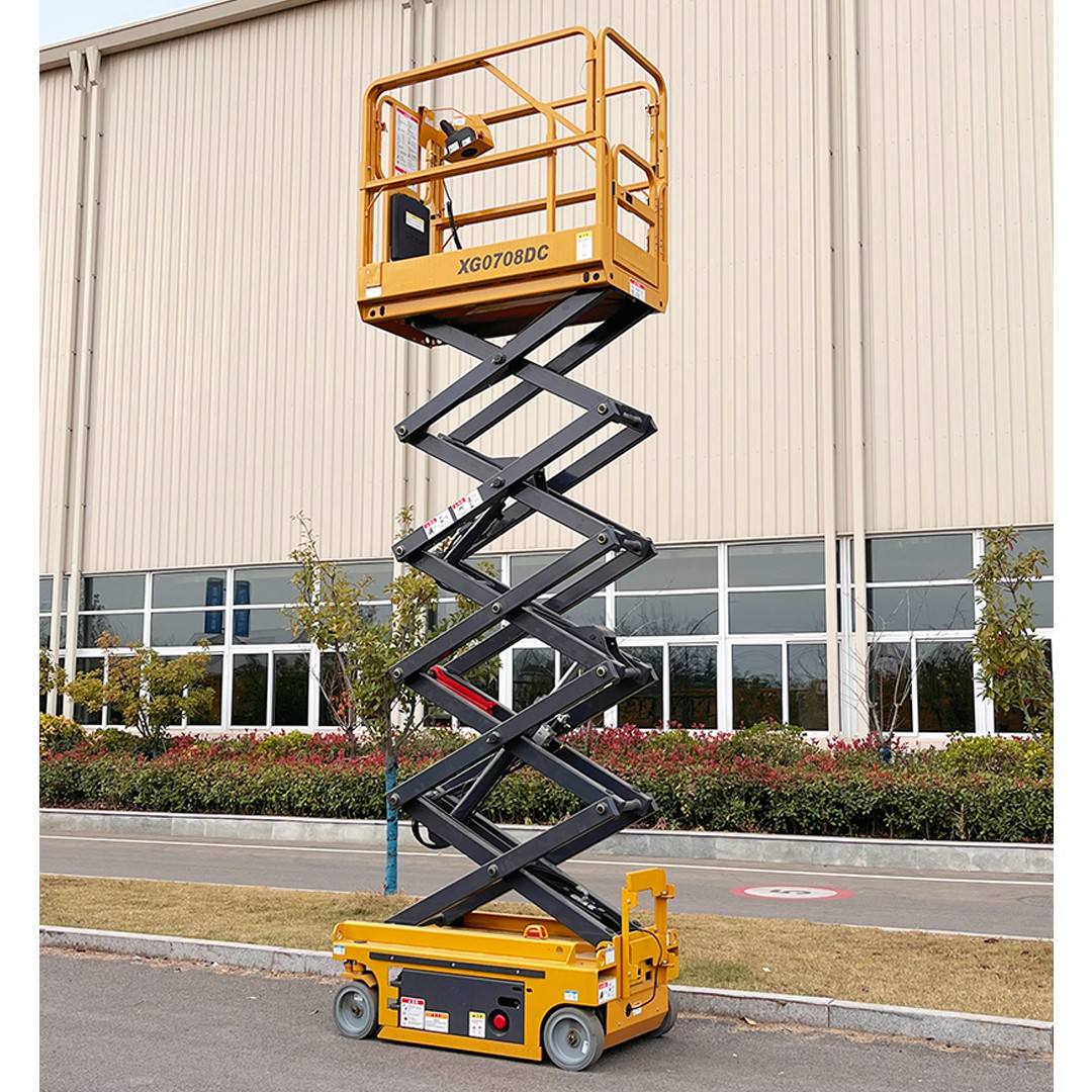 XG0708DC DC Electric Scissor Lift 7.7m Working Height 240kg Load for Indoor Maintenance