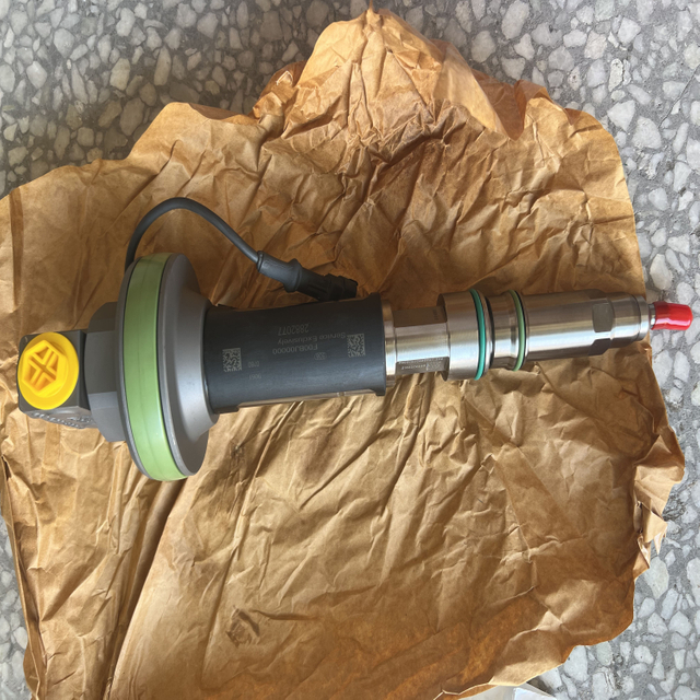 High Pressure Diesel Injector 2882077 XE2000 for Mining Excavator