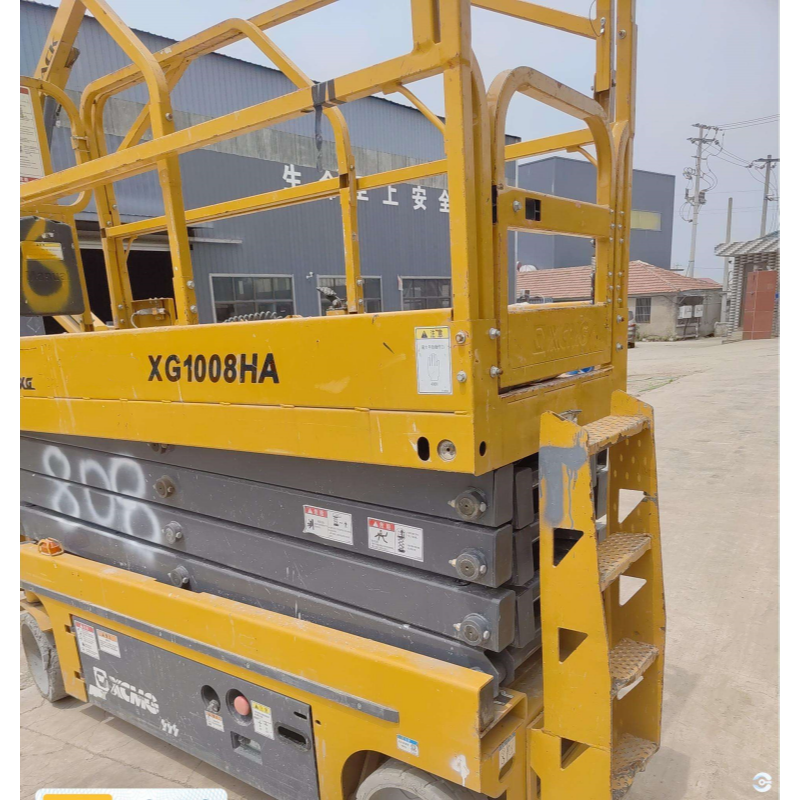 XG1008HA AC Electric Scissor Lift 9.8m Working Height 230kg Capacity CE Certified Aerial Platform for Warehouse 