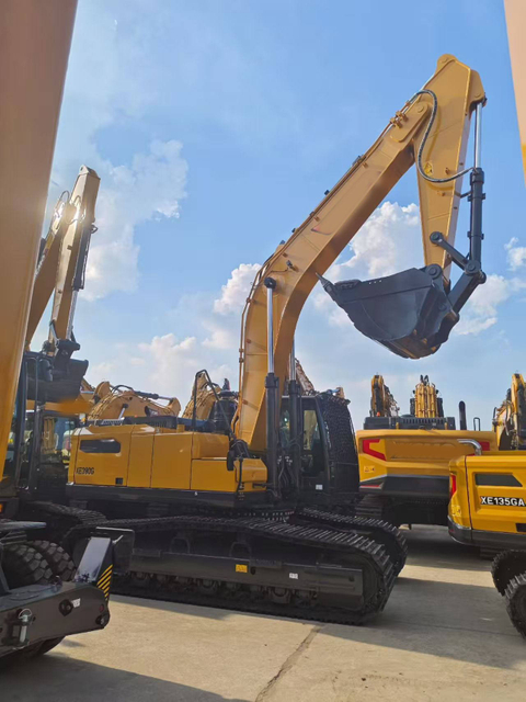 XE390G 39Ton Hydraulic Crawler Excavator Heavy Duty Construction Digger for Mining Quarry Earthmoving And Infrastructure Work